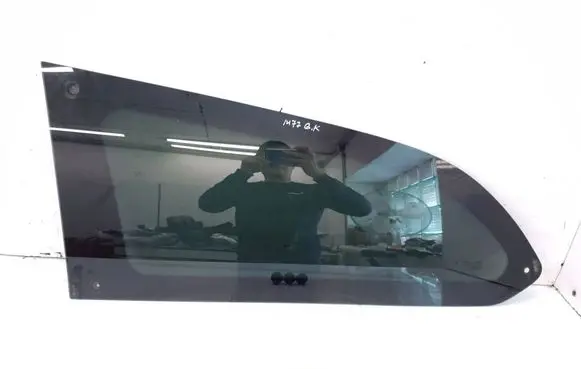 SsangYong Actyon sports II Rear side window E000079 43R001963 DOT593AS3M2140
