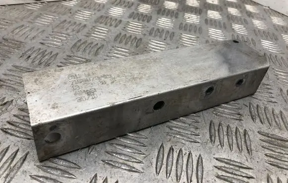 Radiator support slam panel bracket