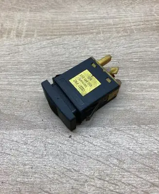 Fog light switch
