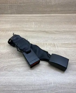 BMW 3 F30 F35 F31 Middle seatbelt buckle (rear) 7355471 621589100B