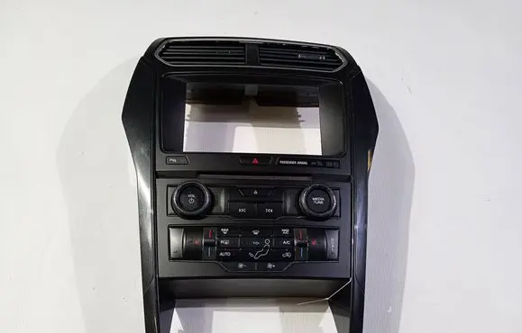 Ford Explorer V Climate control unit GB5T18A802ED
