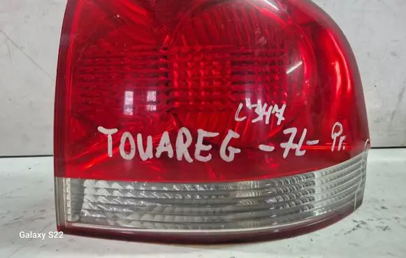 Volkswagen Touareg I Rear/tail lights 7L6945096K