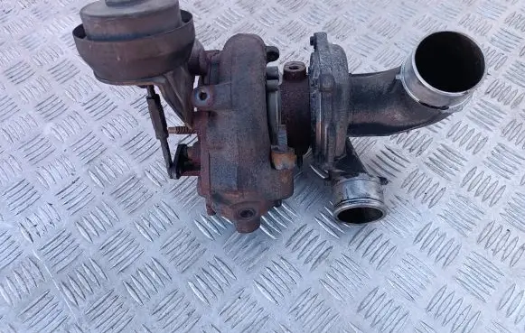 Toyota Corolla Verso E121 Turbo 0A0466 080266 172010R011