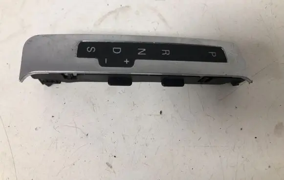 Audi Q7 4L Gear shifter surround trim plastic 4L1713463A