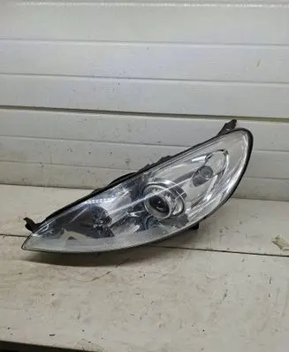 Peugeot 407 Headlight/headlamp 16111100