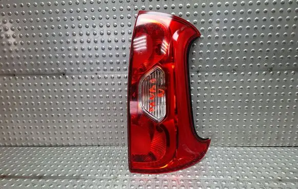 Rear/tail lights