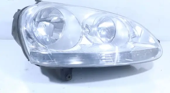 Volkswagen Jetta V Headlight/headlamp E42502A