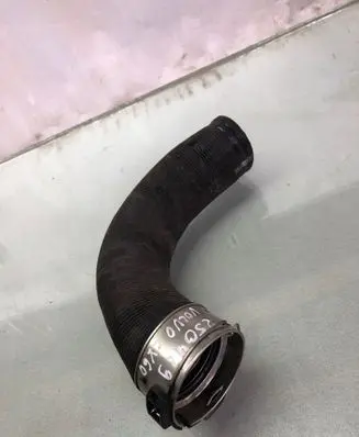 Volvo XC60 Intercooler hose/pipe 31670123