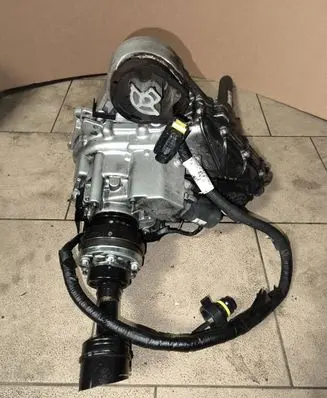 Jaguar F-Pace Gearbox transfer box case 4601065901