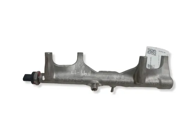 BMW 2 F46 Fuel main line pipe 7639975