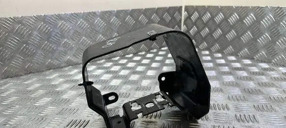 Land Rover Range Rover Evoque L538 Fuel filter bracket/mount holder GJ329D202AB