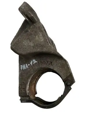 Driveshaft support bearing bracket