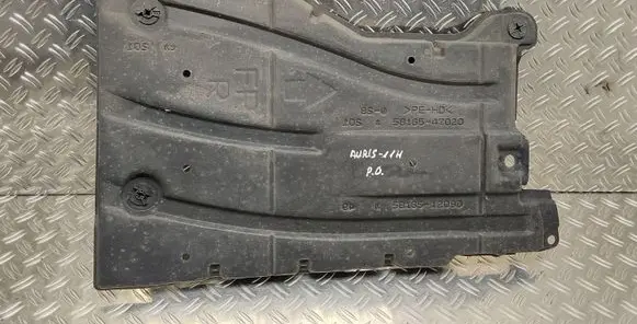 Toyota Auris 150 Side bottom protection 5816547020 5816512090