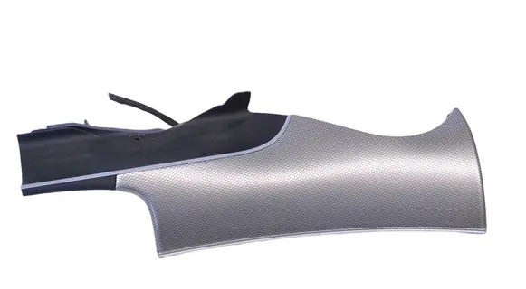 Dashboard glove box trim