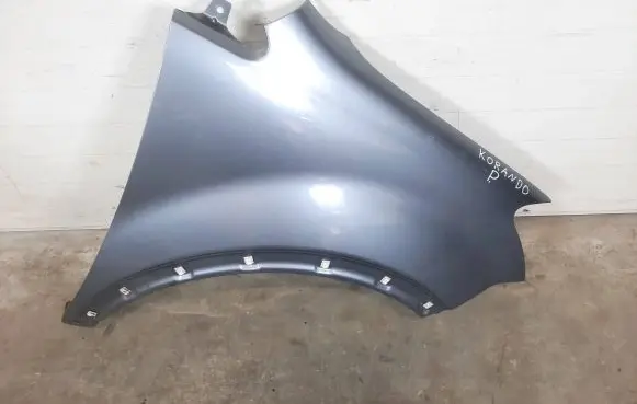 SsangYong Korando Fender
