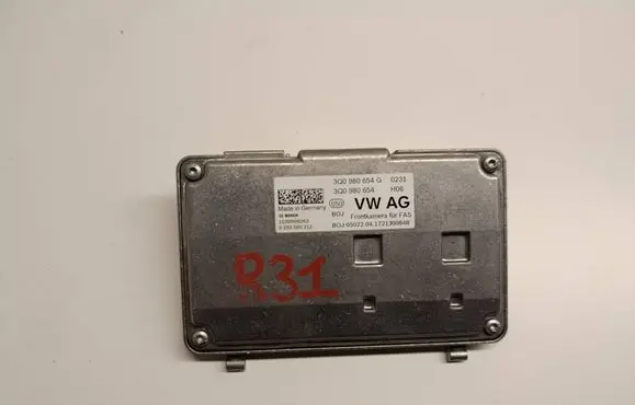 Windshield/windscreen camera