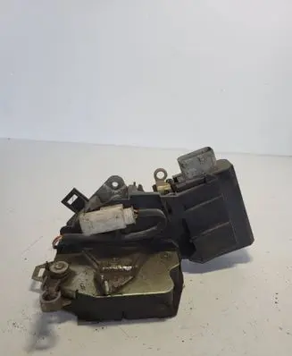 BMW 5 E60 E61 Front door lock 67118352165