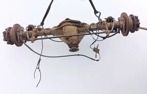 Iveco Daily 4th gen Rear axle beam with reductor 1347