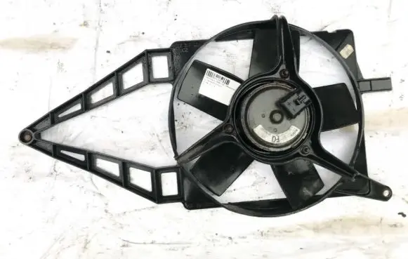 Opel Tigra A Radiator cooling fan shroud 0130304242