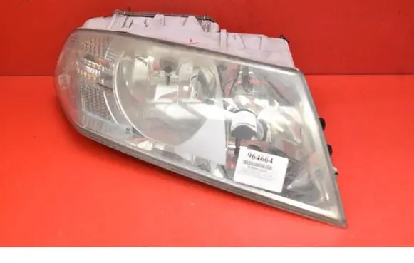 Skoda Octavia Mk2 (1Z) Headlight/headlamp