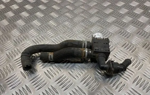 Ford Kuga II Electric auxiliary coolant/water pump CV618C605TD