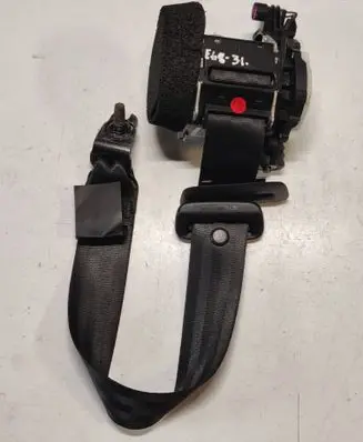 Volvo S60 Rear seatbelt P039818850