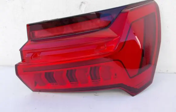Audi A6 S6 C8 4K Third/center stoplight 4K5945092A
