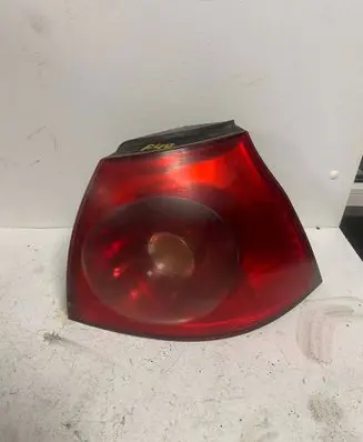 Volkswagen Golf V Rear/tail lights 1K6945096E 028490202B 00785710