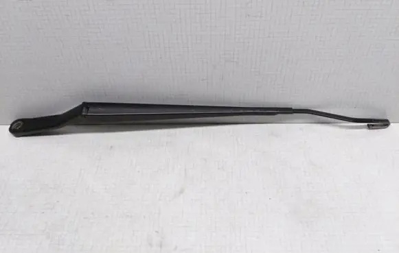 Nissan Almera Tino Front wiper blade arm