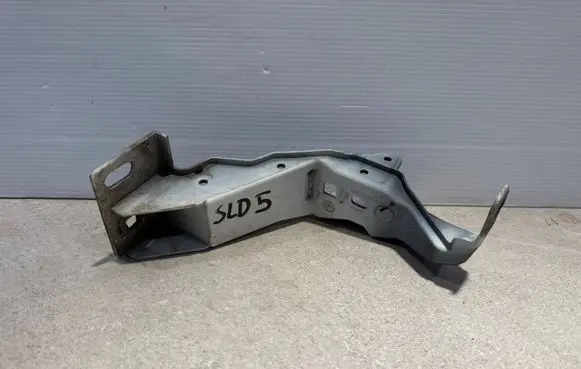 Jaguar XF X250 Headlight/headlamp mounting bracket CX2316A143ABSLD5