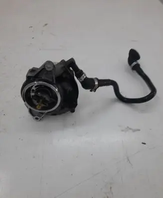 Audi A4 S4 B8 8K Vacuum pump 057145100AF 70090611001
