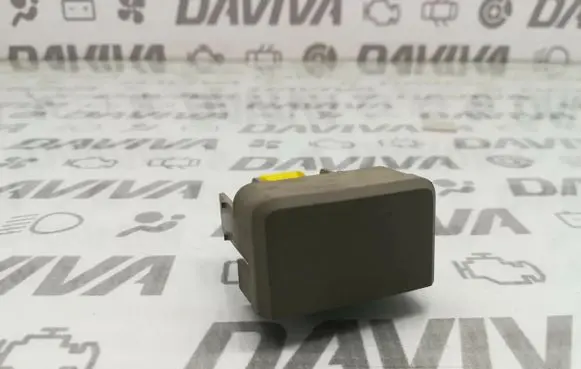KIA Cerato Other switches/knobs/shifts 937502F910
