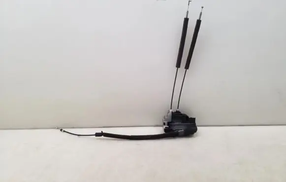 Infiniti FX Rear door lock