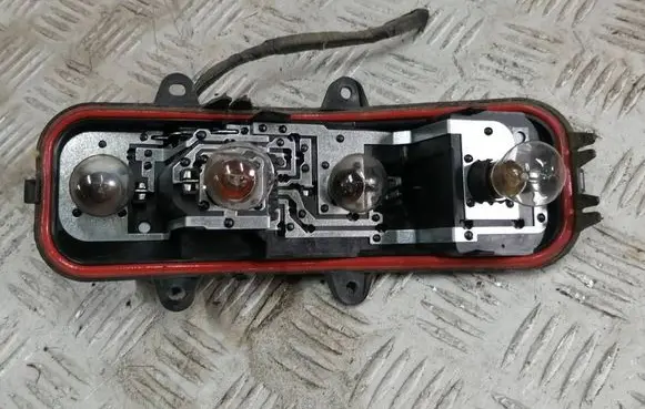Fiat 500X Tail light bulb cover holder 