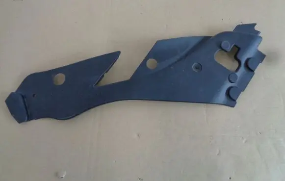 Under headlight/headlamp trim