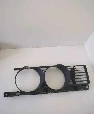 Under headlight/headlamp trim