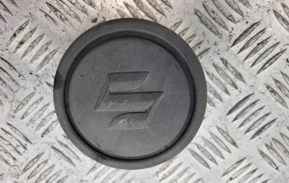 Suzuki Jimny Original wheel cap 