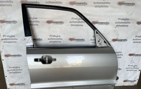 Mitsubishi Pajero Front door