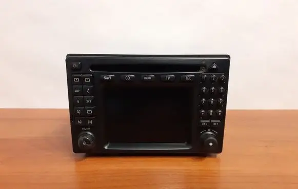 Mercedes-Benz E W210 CD/DVD changer 8618001096 5300