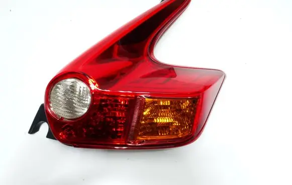 Nissan Juke I F15 Rear/tail lights MKLMNFLBH