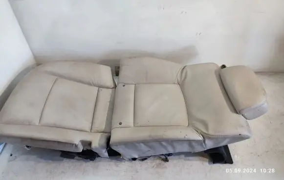 BMW 7 F01 F02 F03 F04 Rear seat 