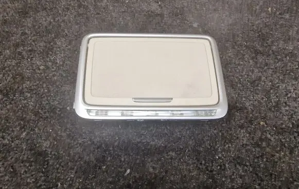 Mercedes-Benz S W222 Rear seat light