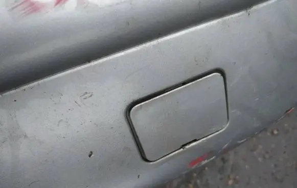 Rear bumper row hook cap/cover