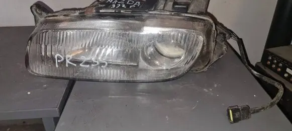 Mazda 323 Headlight/headlamp 11061708