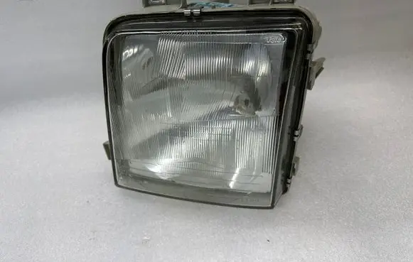 Volkswagen II LT Headlight/headlamp 2D1941015 67735370 A02HCR04
