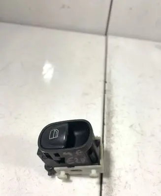 Mercedes-Benz C AMG W203 Electric window control switch A2038200210