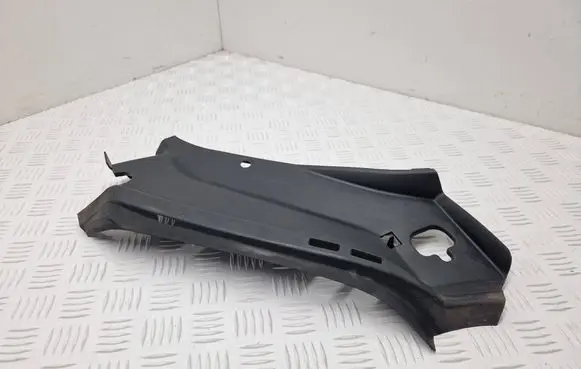 Mercedes-Benz GLK (X204) Engine bonnet/hood lock trim molding A2048261024 BBP181102