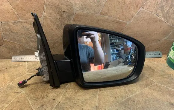 BMW X5 E70 Front door electric wing mirror 607096