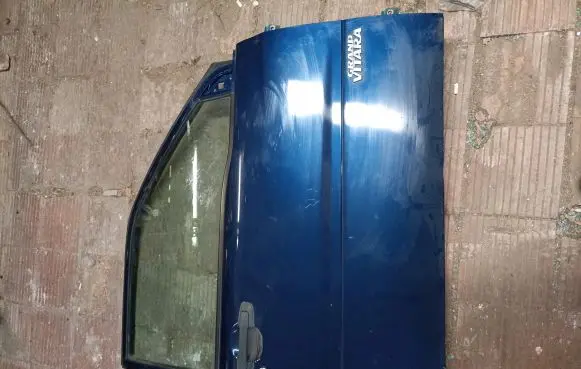 Door (2 Door Coupe)