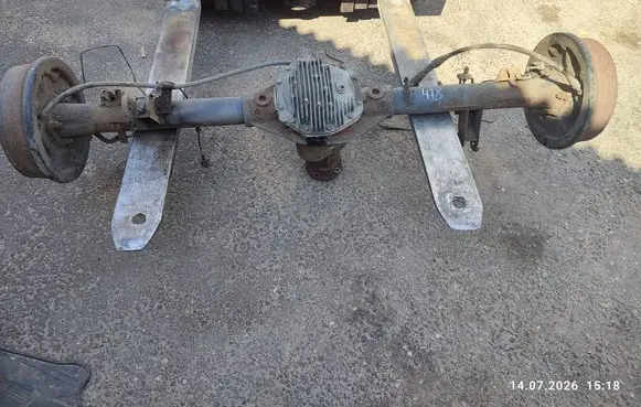 Nissan Navara Rear axle beam